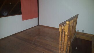 Plus de détails pour Multi-résidentiel à vendre