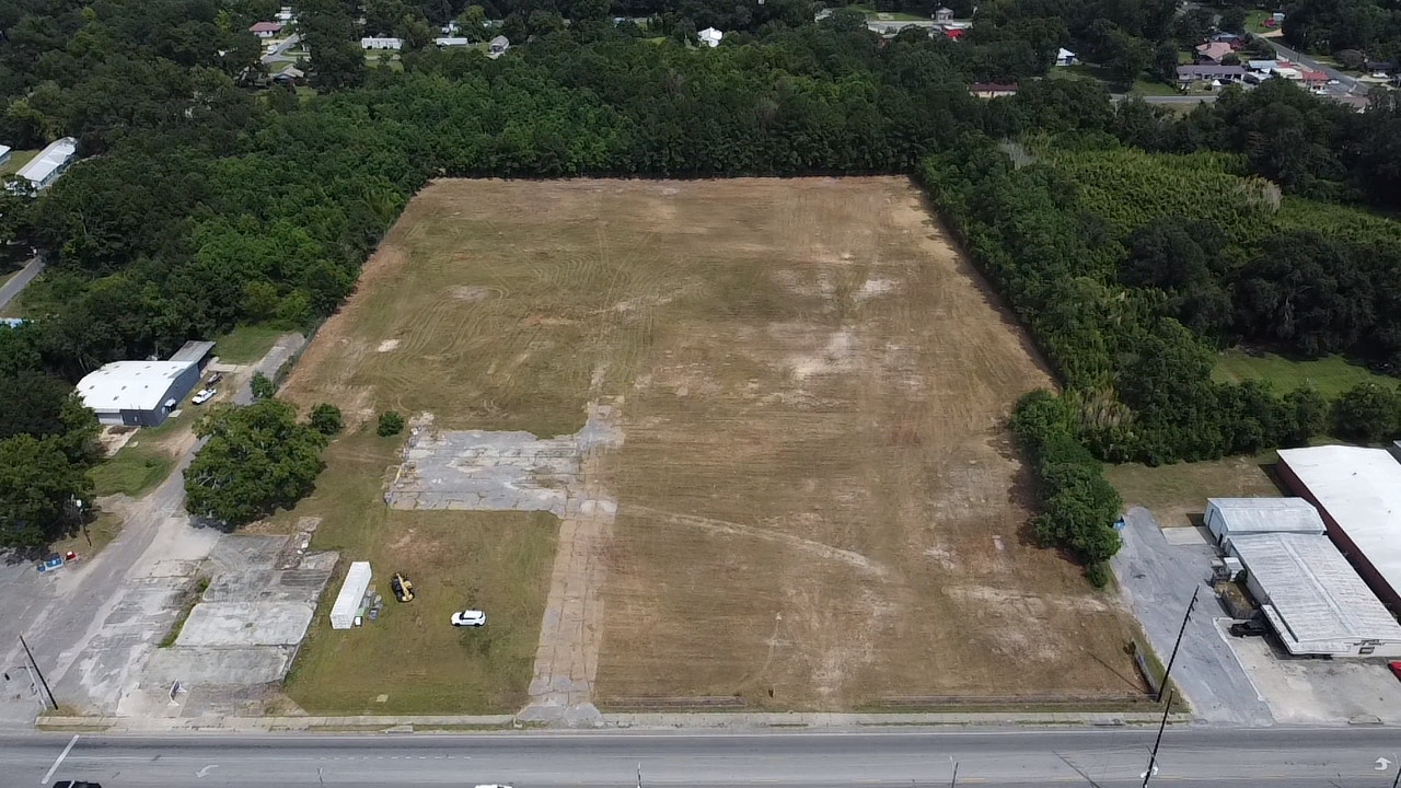 300 Block N Main St, Atmore, AL for sale Aerial- Image 1 of 34