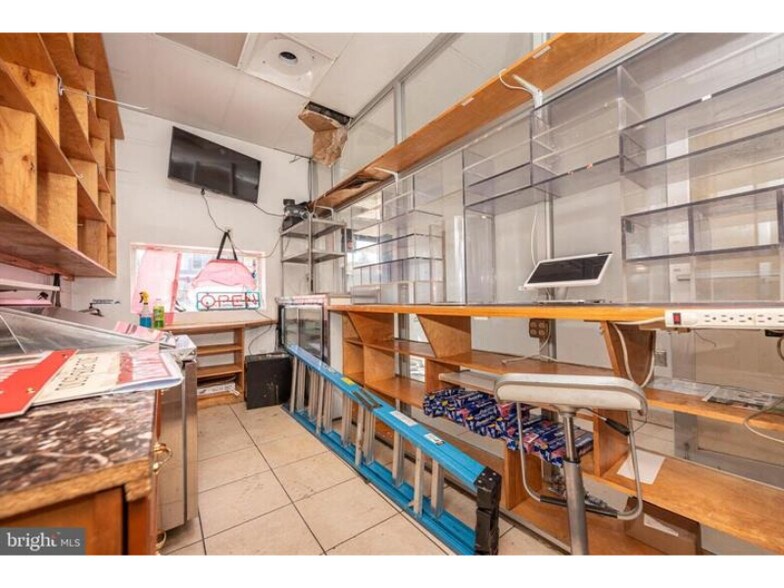 3126 W North Ave, Baltimore, MD à vendre - Photo du bâtiment - Image 3 de 32