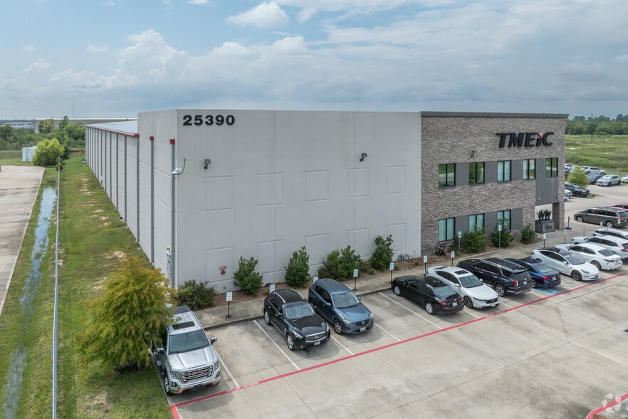 25310 Clay Rd, Katy, TX for lease - Primary Photo - Image 3 of 6