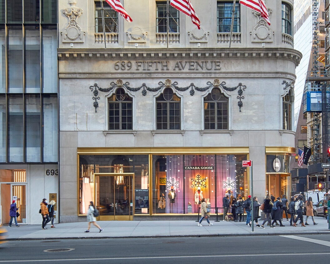 689 Fifth Ave, New York, NY for lease Building Photo- Image 1 of 3