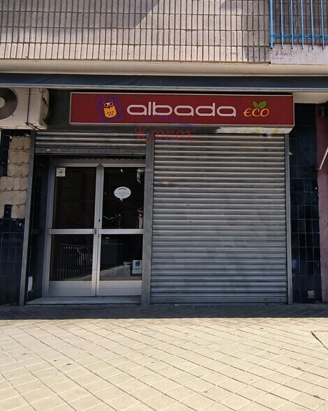 Immeuble residentiel dans Madrid, Madrid à vendre - Photo du bâtiment - Image 1 de 1