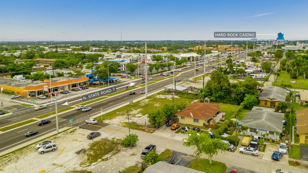 1201-1207 N State Road 7, Hollywood, FL à vendre - Photo du bâtiment - Image 2 de 4
