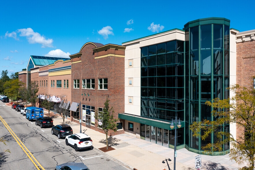 43155 Main St, Novi, MI for lease - Building Photo - Image 2 of 7