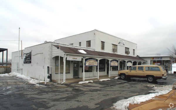 9859-9867 Main St, Damascus, MD à vendre - Photo du bâtiment - Image 3 de 13