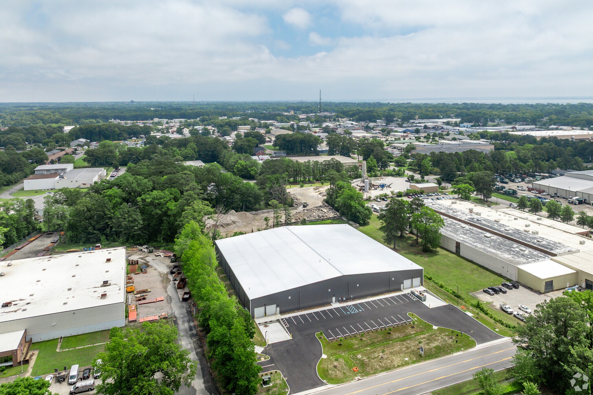 324 E St, Hampton, VA à vendre Photo du bâtiment- Image 1 de 18