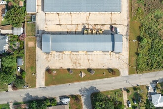 190 Center St, New Braunfels, TX - AERIAL  map view - Image1