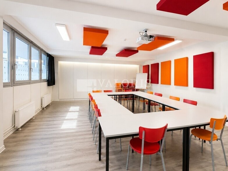 31 Rue Mazenod, Lyon for sale - Building Photo - Image 3 of 11