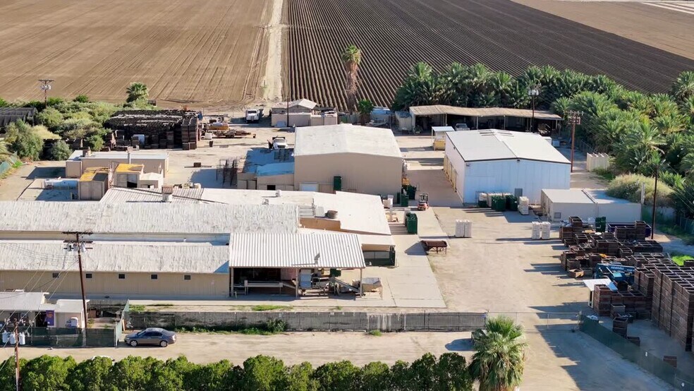 82291 Avenue 61, Thermal, CA à vendre - Vidéo sur l’inscription commerciale - Image 2 de 36