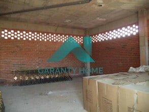 Retail in Cáceres, Cáceres for lease Interior Photo- Image 2 of 4