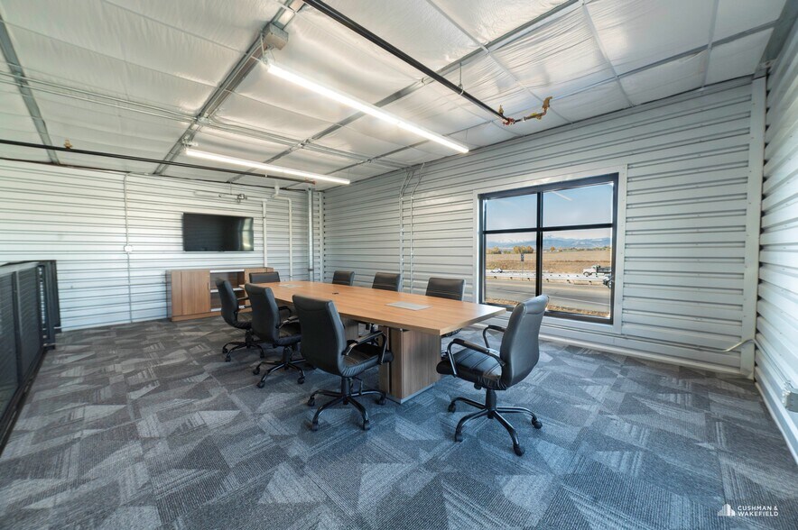 5378 Ronald Reagan Blvd, Johnstown, CO à vendre - Photo du bâtiment - Image 3 de 8