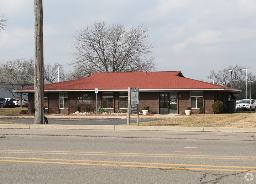 9459 Lapeer Rd, Davison, MI for lease - Building Photo - Image 2 of 53