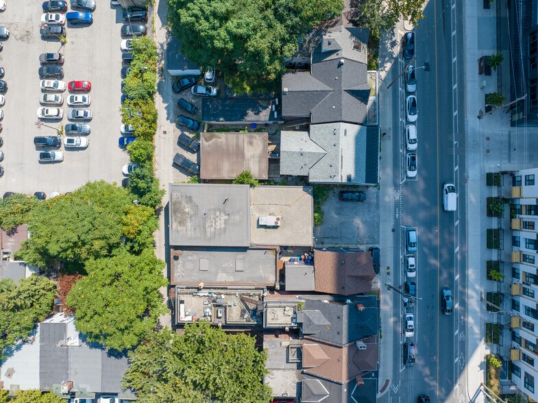 99 River St, Toronto, ON à vendre - Photo du bâtiment - Image 3 de 12