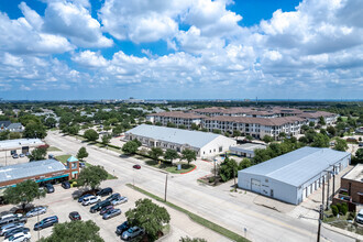 202-204 N Dooley St, Grapevine, TX - aerial  map view