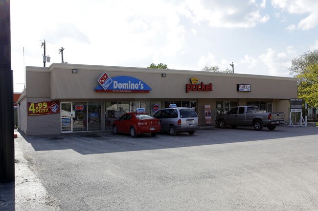 More details for 129-137 Bandera Rd, San Antonio, TX - Retail for Lease