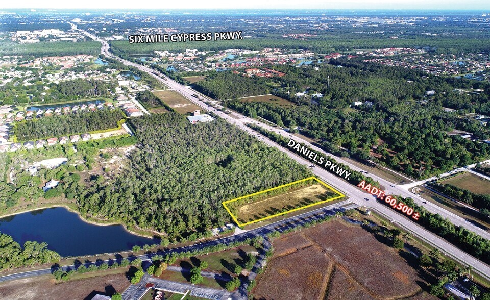 13500 Riverside Center Ct, Fort Myers, FL à vendre - Aérien - Image 3 de 6