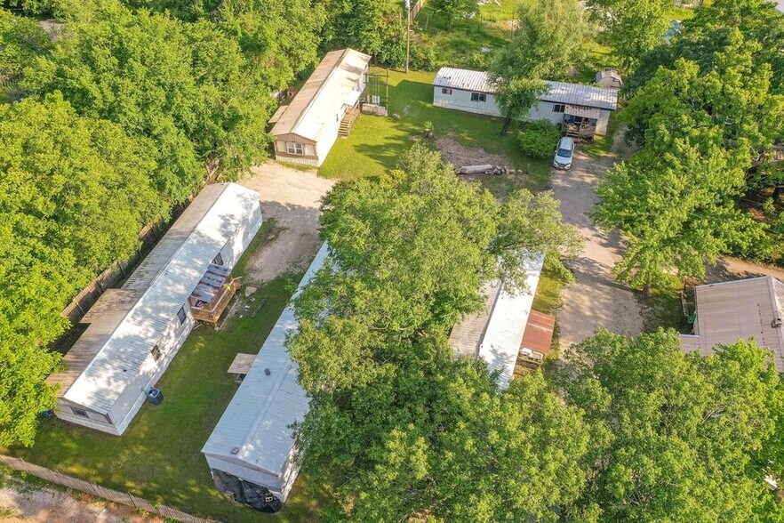 153 Laclede Ln, Hollister, MO for sale - Building Photo - Image 2 of 44