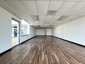 17993 US Highway 18, Apple Valley, CA à louer Photo intérieure- Image 2 de 8