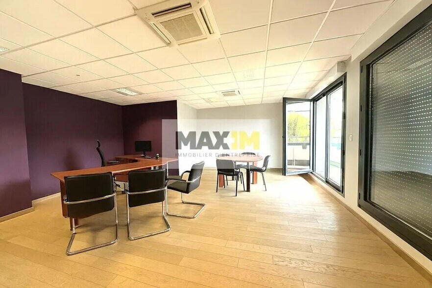 45 Avenue Du Drapeau, Dijon à louer - Photo du bâtiment - Image 2 de 6