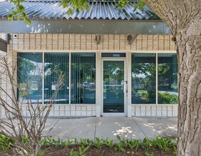 490 Dutton Dr, Waterloo, ON for lease Building Photo- Image 1 of 9