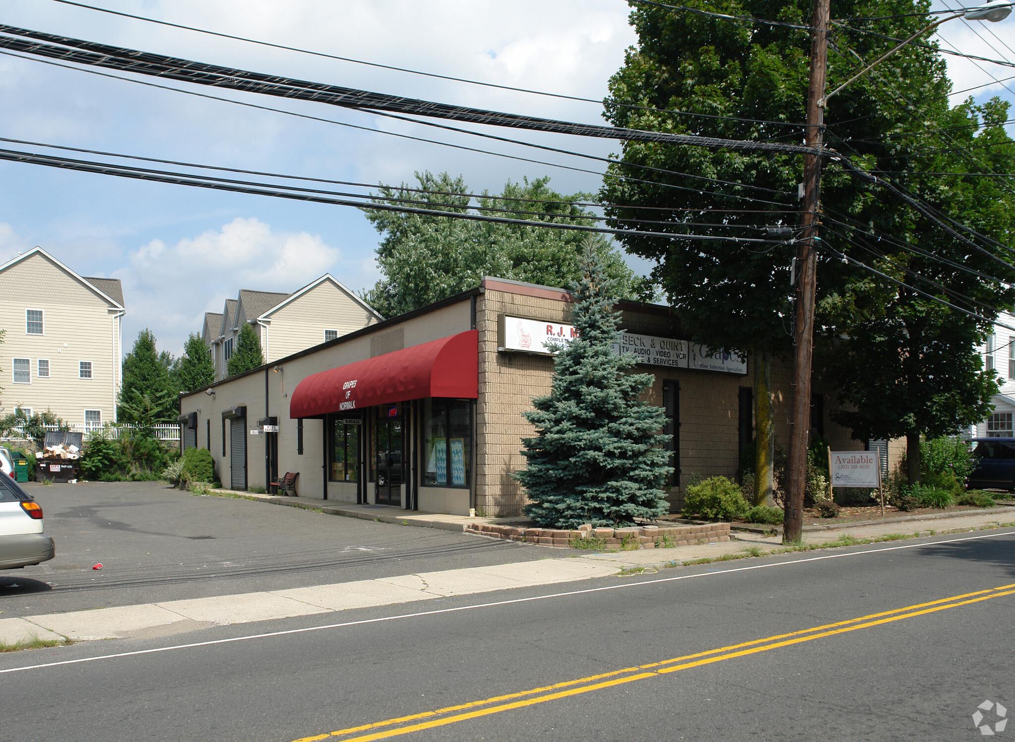 10-12 Cross St, Norwalk, CT for lease Primary Photo- Image 1 of 8