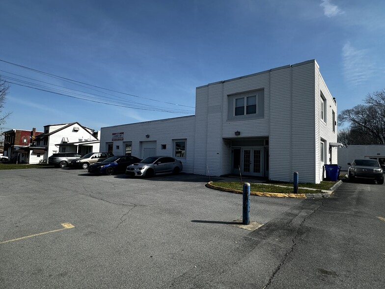 806 Frederick St, Hagerstown, MD for lease - Building Photo - Image 1 of 3