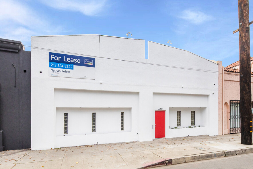 6910-6912 Santa Monica Blvd, Los Angeles, CA for sale - Building Photo - Image 2 of 21