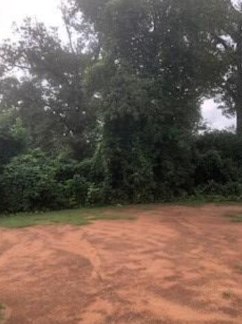 1140 N Guignard Dr, Sumter, SC à vendre - Photo du bâtiment - Image 3 de 4