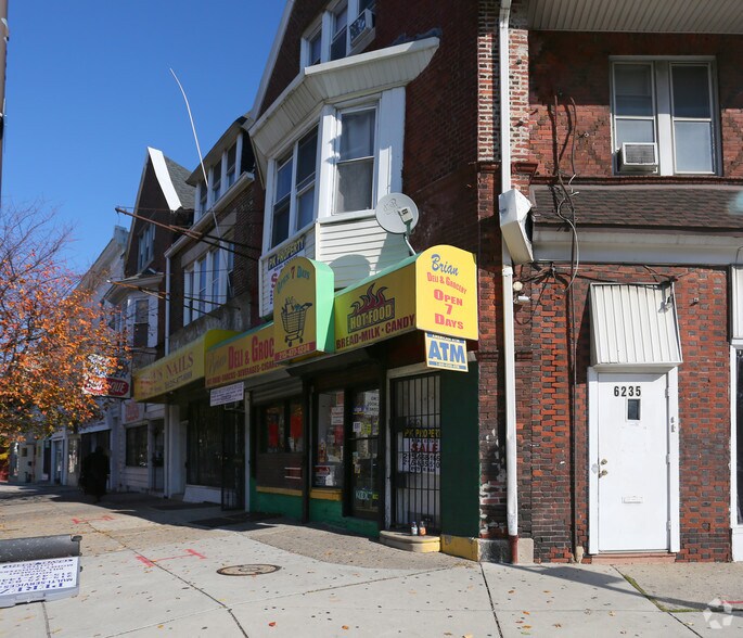 1983 N 63rd St, Philadelphia, PA à vendre - Photo du bâtiment - Image 2 de 3