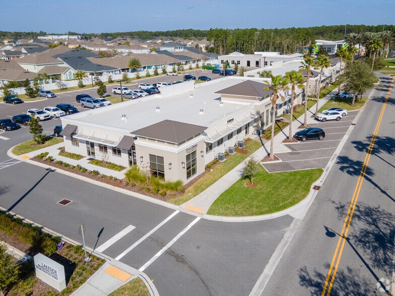 360 Town Plaza Ave, Ponte Vedra, FL for lease - Building Photo - Image 2 of 3