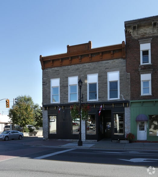 101 King St W, Prescott, ON à vendre - Photo du bâtiment - Image 3 de 3