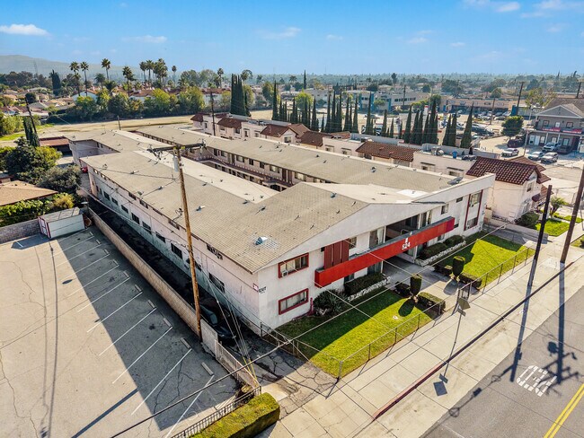 More details for 524 N Poplar Ave, Montebello, CA - Multifamily for Sale