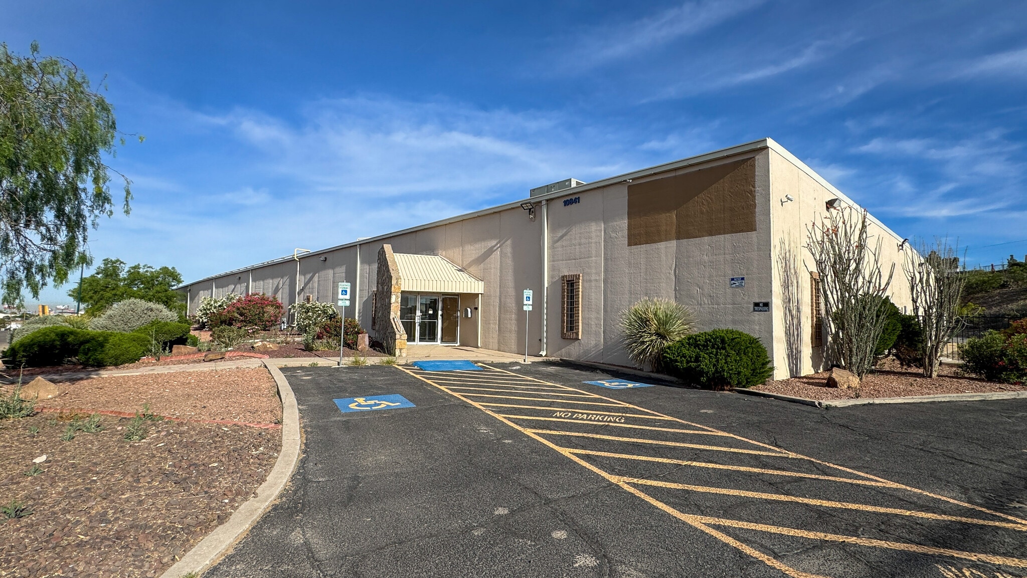 10841 Pellicano Dr, El Paso, TX for lease Building Photo- Image 1 of 19