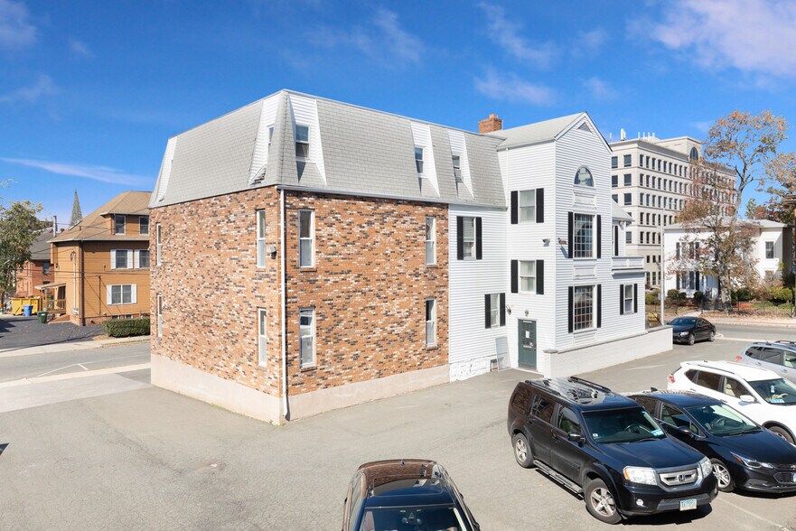 39 Russ St, Hartford, CT à louer - Photo du bâtiment - Image 3 de 4