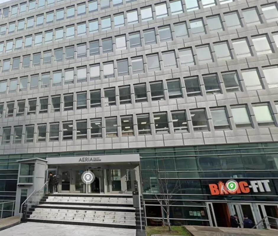 Office in Boulogne-Billancourt for lease Building Photo- Image 1 of 8