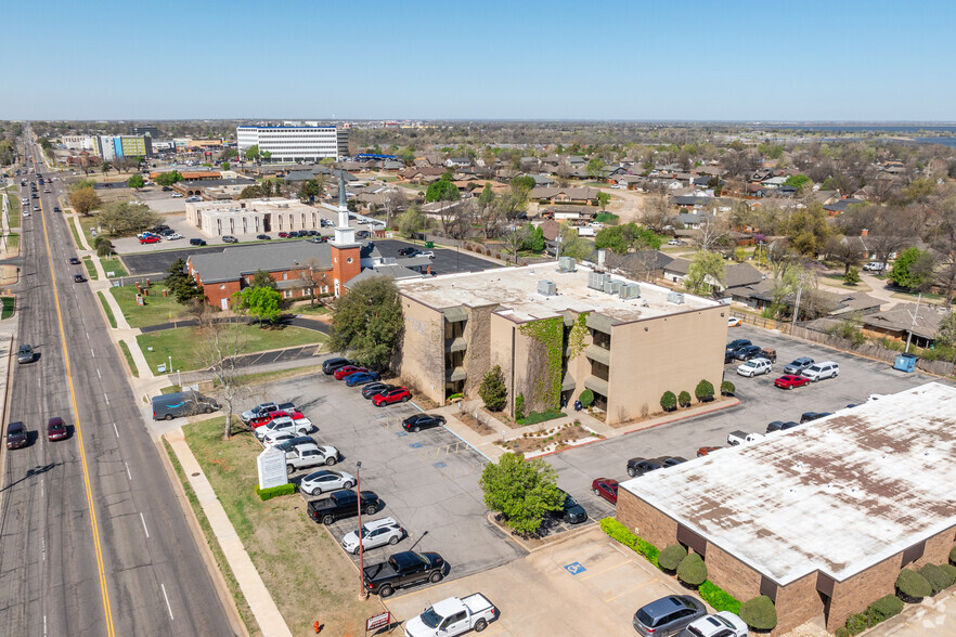 3727 NW 63rd St, Oklahoma City, OK for lease - Aerial - Image 3 of 5