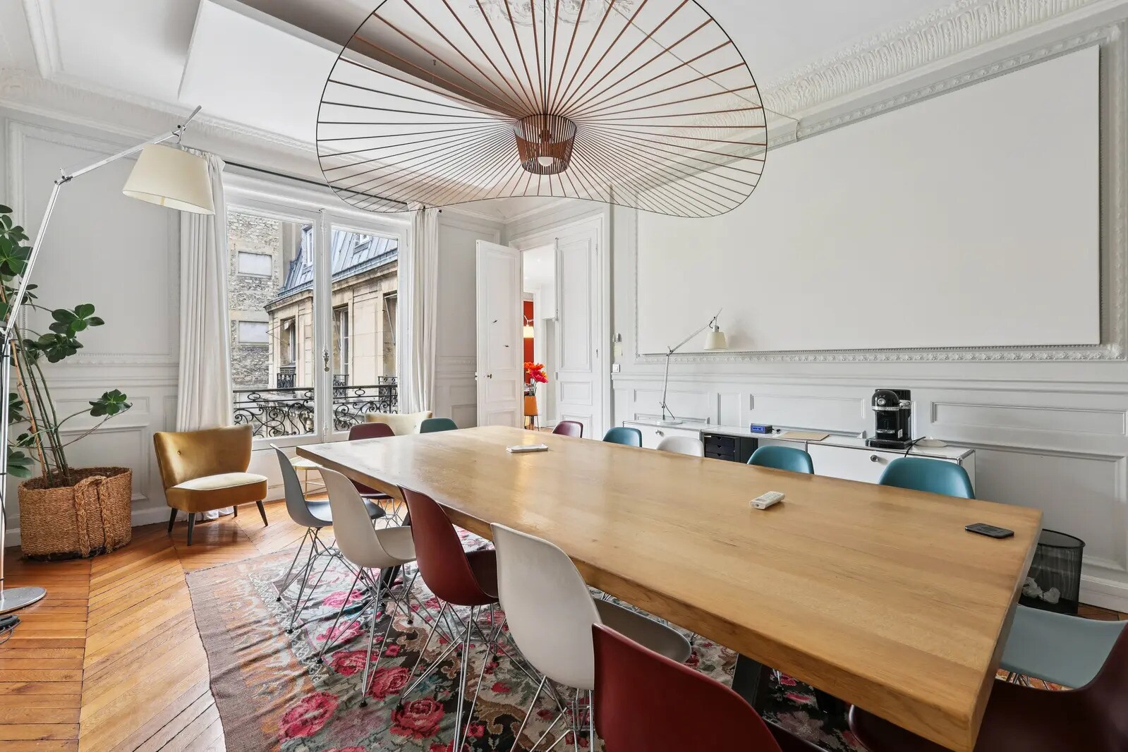 11 Rue Lincoln, Paris à louer Photo intérieure- Image 1 de 16