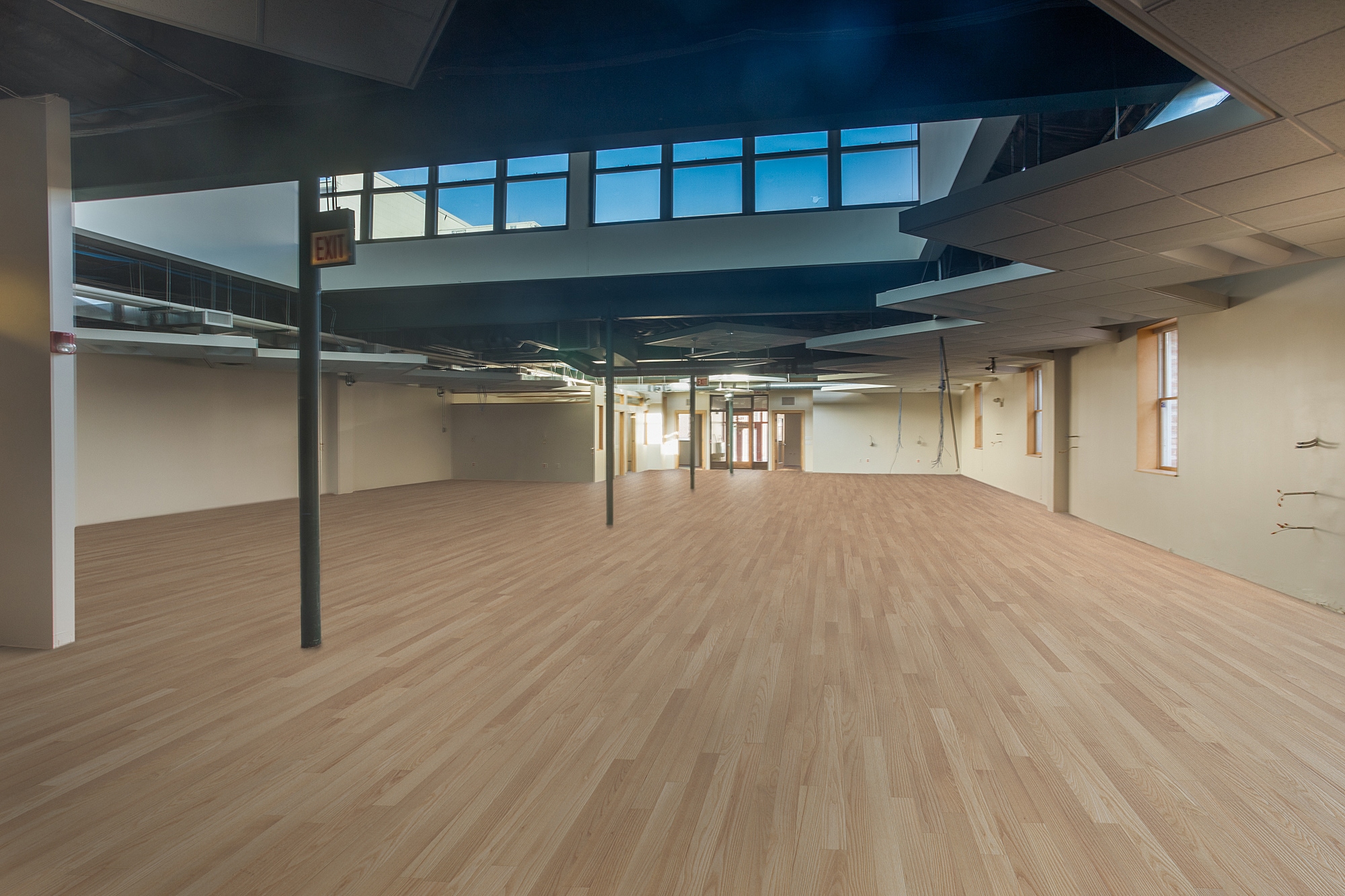 2125 W North Ave, Chicago, IL for lease Primary Photo- Image 1 of 15