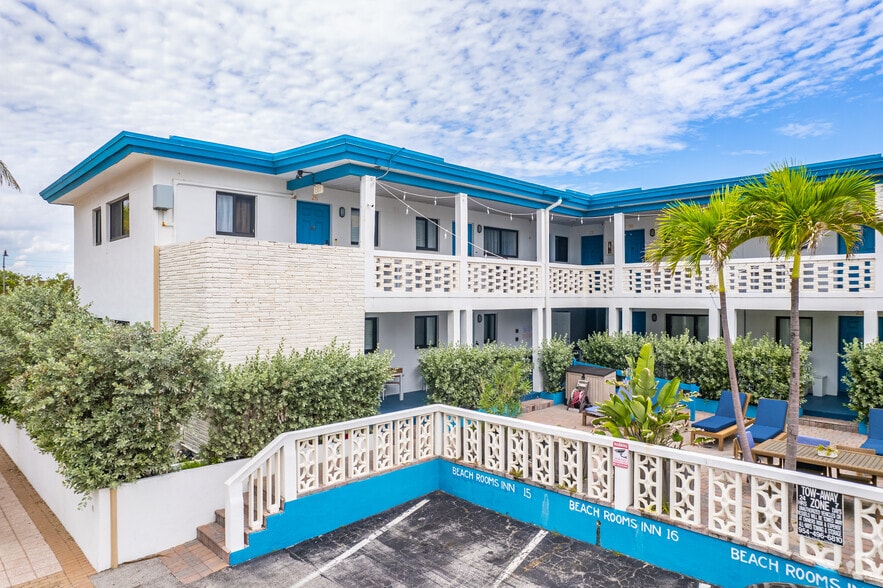 315 Arthur St, Hollywood, FL for sale - Primary Photo - Image 3 of 28