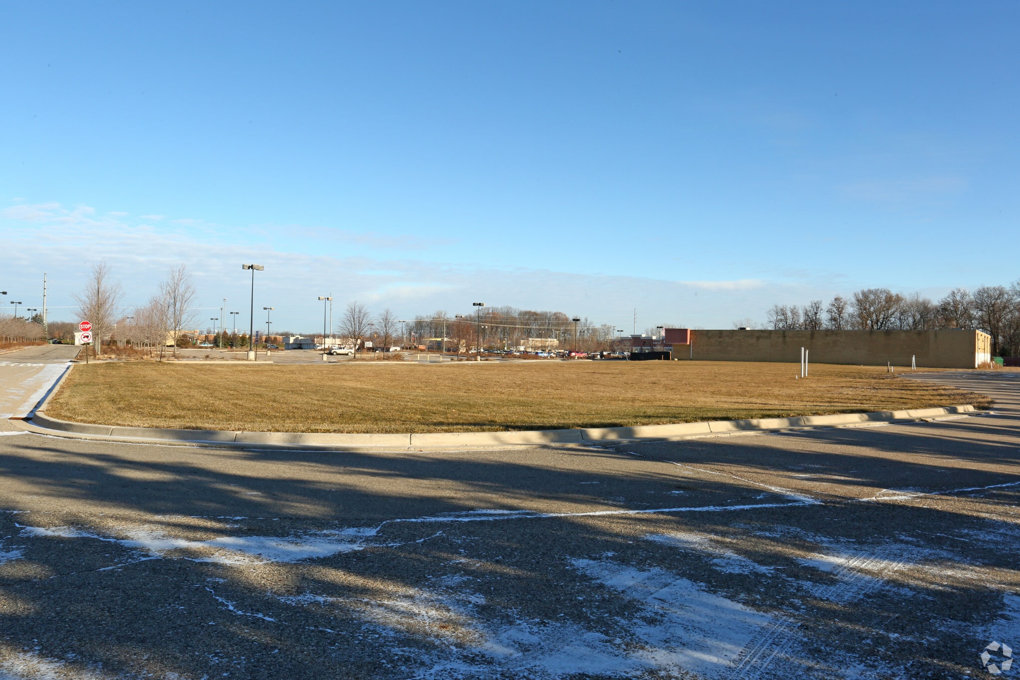 10500-10600 Highland Rd, Hartland, MI for sale Building Photo- Image 1 of 4
