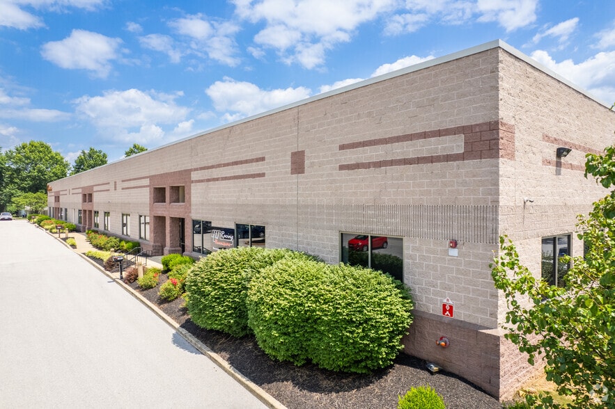 150 Green Tree Rd, Phoenixville, PA for lease - Building Photo - Image 2 of 6