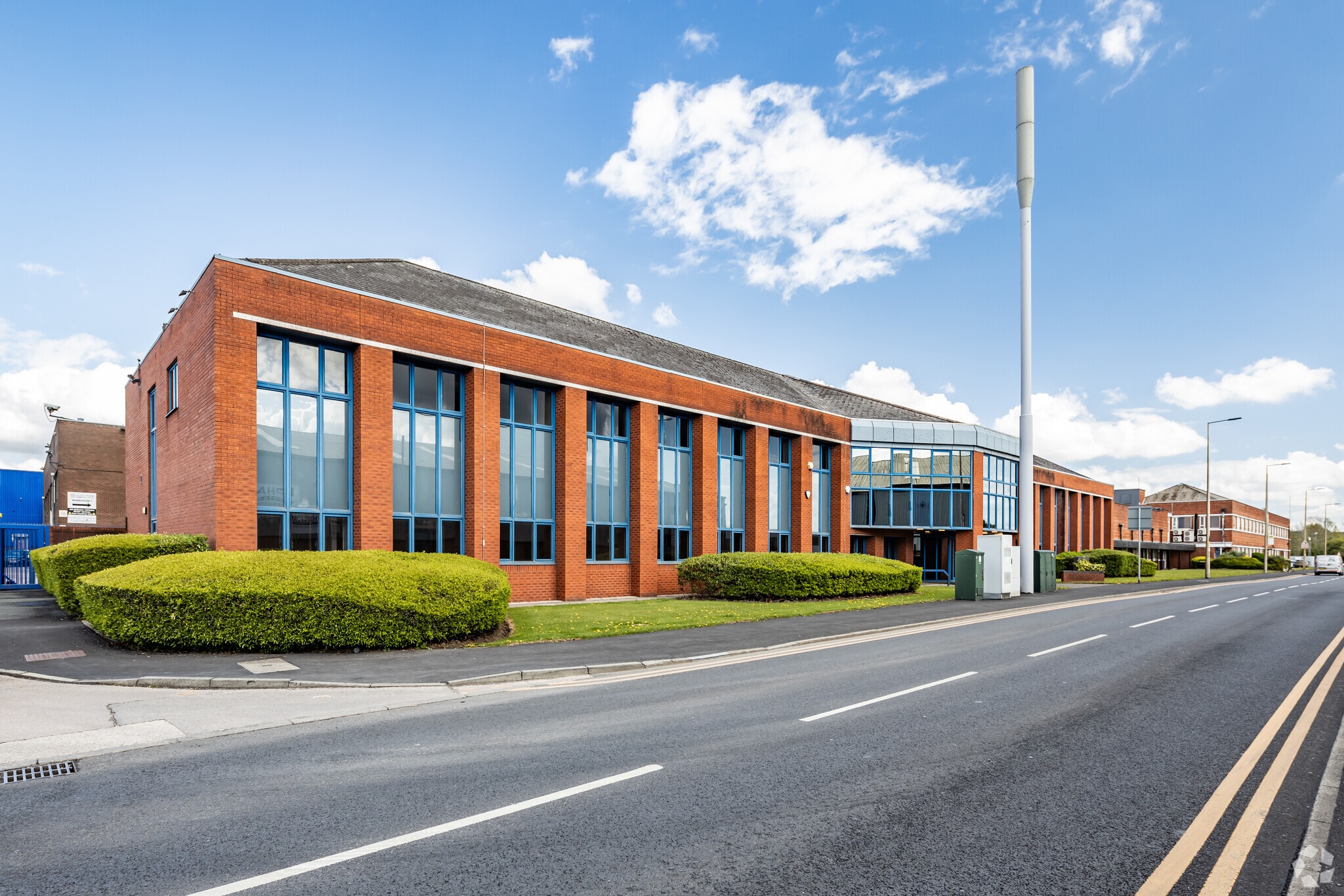 1 Swan Ln, Wigan à vendre Photo principale- Image 1 de 8