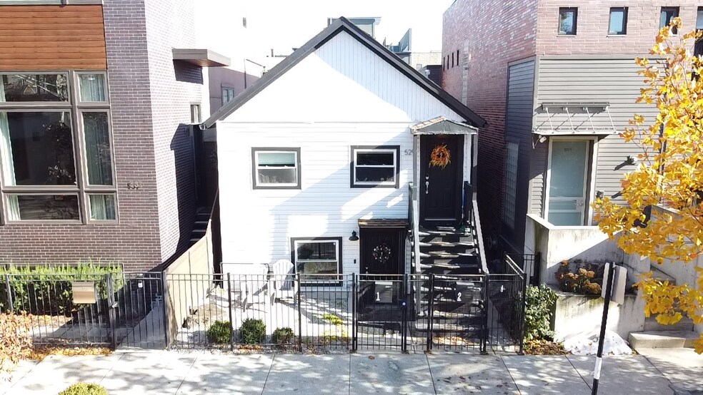 529 N Wood St, Chicago, IL à vendre - Photo du bâtiment - Image 2 de 6