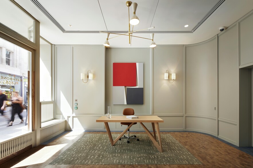 3-5 Rathbone Pl, London for lease - Building Photo - Image 2 of 7