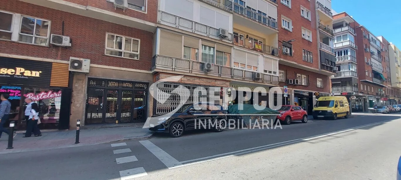 Calle de Cartagena, Madrid, Madrid for sale Building Photo- Image 1 of 4