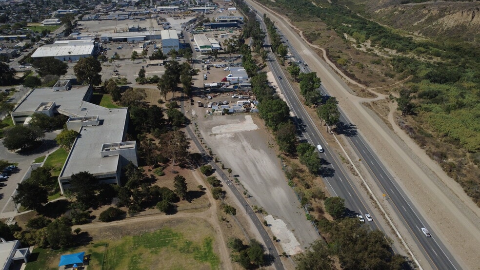 256 W Stanley Ave, Ventura, CA for sale - Building Photo - Image 2 of 17