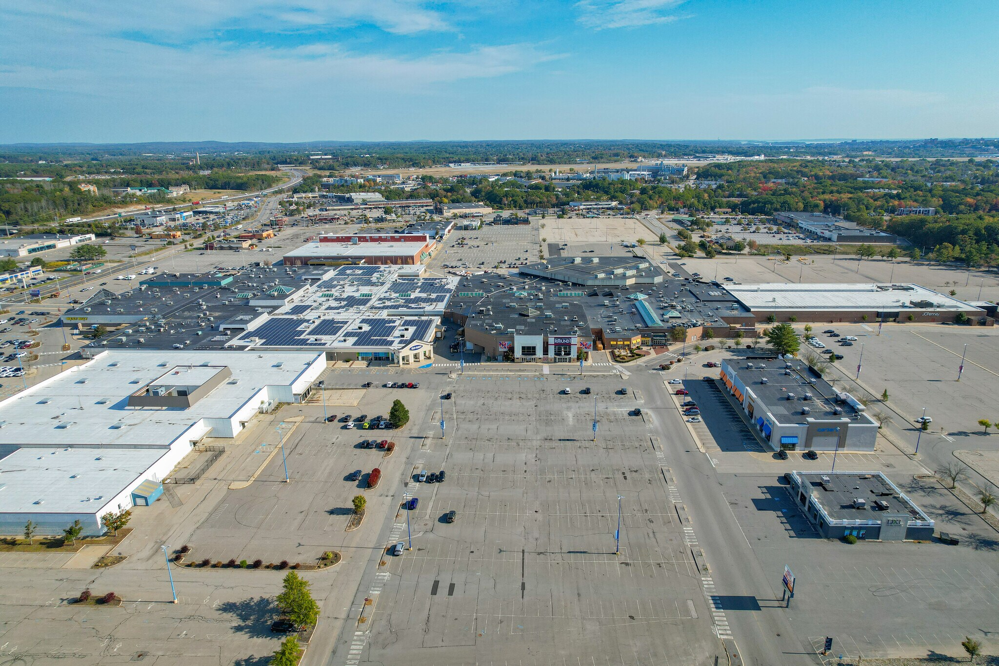 364 Maine Mall Rd, South Portland, ME à louer Photo principale- Image 1 de 16