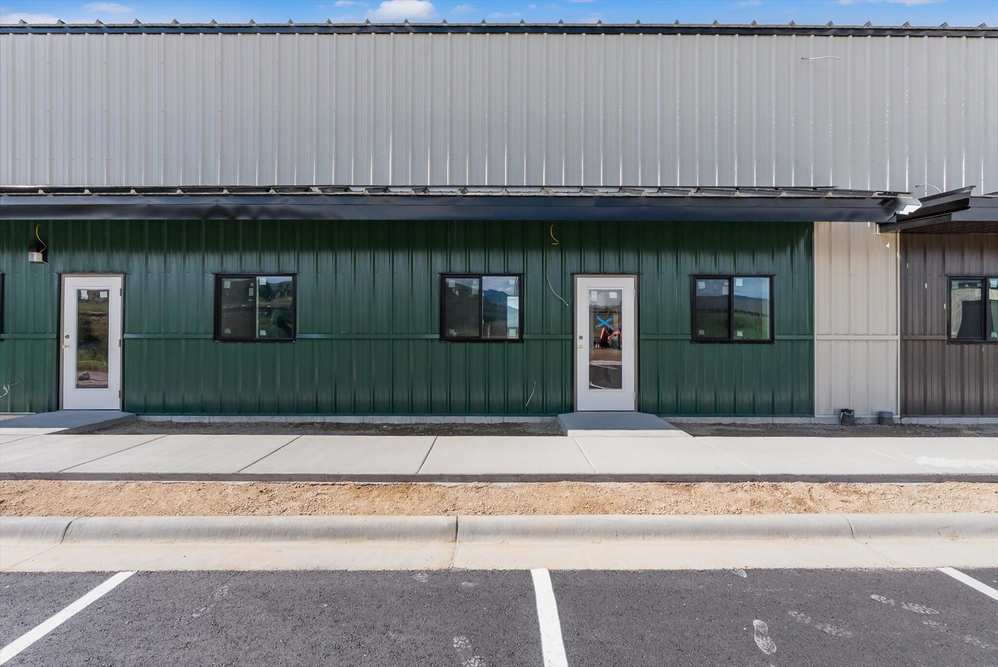6725 Butler Creek Unit 11 Rd, Missoula, MT for lease Building Photo- Image 1 of 26
