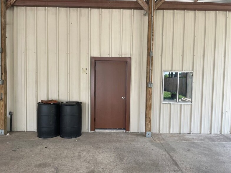 20814 Sleepy Hollow Ln, Spring, TX for sale - Building Photo - Image 2 of 12