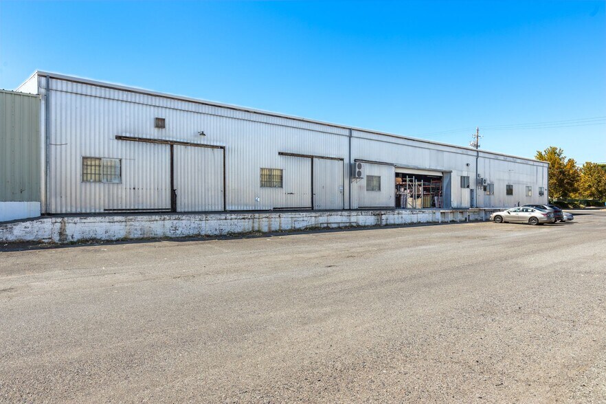 265 Boeing Ave, Chico, CA à vendre - Photo du bâtiment - Image 1 de 10